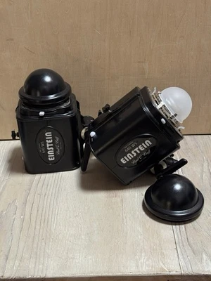 Conjunto de 2 unidades de flash estroboscópico Paul C Buff Einstein E640 640WS - Imagem 1 de 4