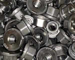 (25) Tuerca de soldadura de brida hexagonal M10 x 1,5 NUEVO - Imagen 1 de 5