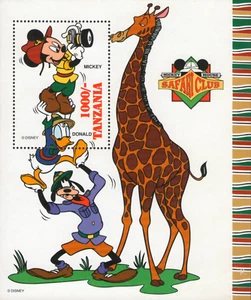 Tanzania - Disney - Safari Club - Mickey takes a picture of a giraffe - Picture 1 of 1