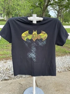 Batman-Six Flags Golden Mosaic Bat Insignia T-Shirt XL Rollercoaster. Rare - Picture 1 of 5