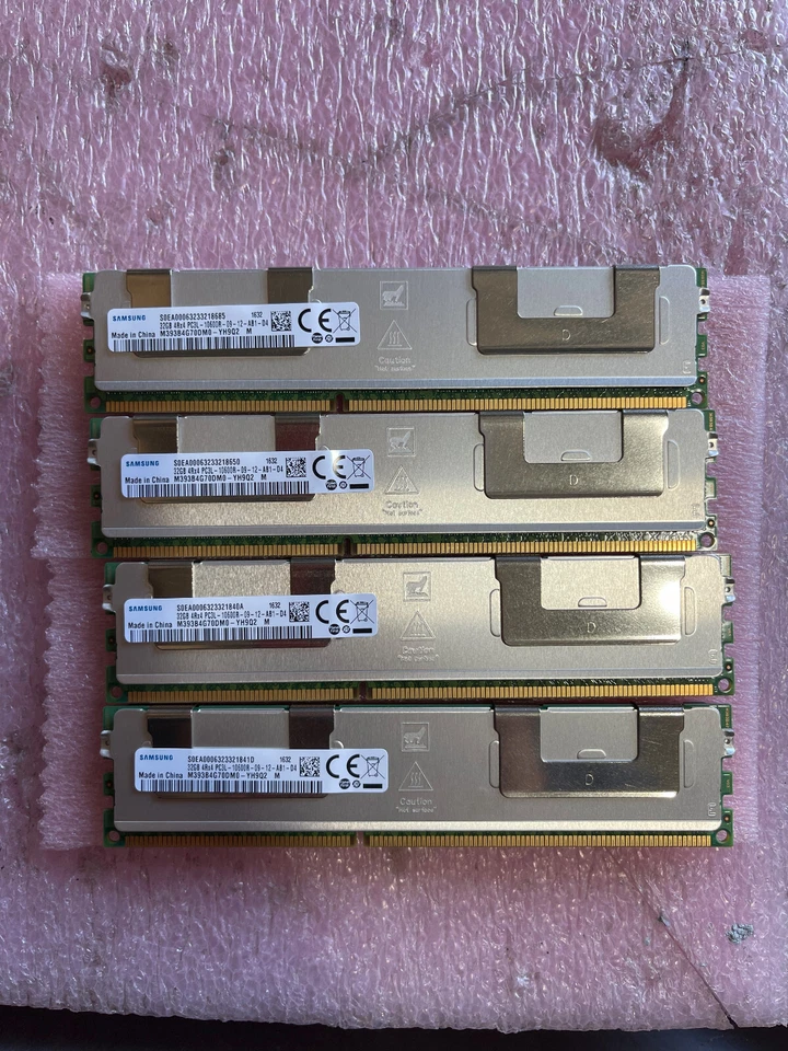 Oracle Fujitsu 7105507 128GB kit (4 x 32GB 7060758 Oracle original DIMMS) - Image 1 of 2