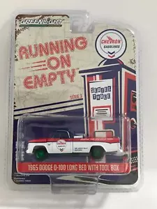 Greenlight 1:64 1965 Dodge D-100 Pick Truck Long Bed With Tool Box 41030A CHASE - Bild 1 von 1