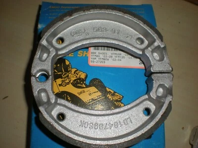 Zapatas de freno Emgo Yamaha BW200PW80 CV80 YT175 TT225 SR125 MX100 DT80 XT125  Foto 1 de 3