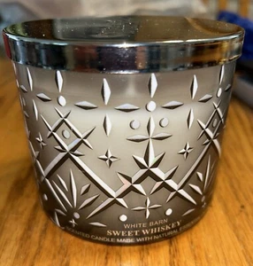 Bath & Body Works 3 Wick Candle SWEET WHISKEY 14.5oz Halloween 2023 Fall - Picture 1 of 1
