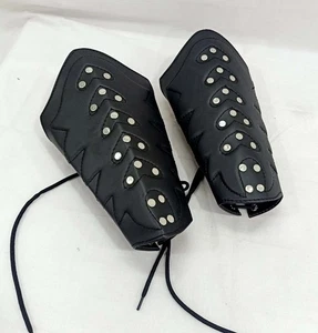 mittelalterliche Leder Patti Beinschienen - Lederrüstung für LARP und Cosplay - Bild 1 von 4