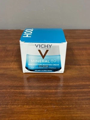 Creme hidratante Vichy Mineral 89 100H textura rica 1,69 fl oz; Exp. 27/06 - Imagem 1 de 4