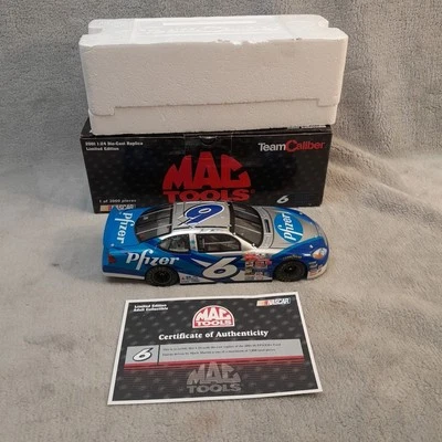Mark Martin #6 PFizer 2001 Mac Tools Team Caliber 1/24 Diecast - Image 1 of 4