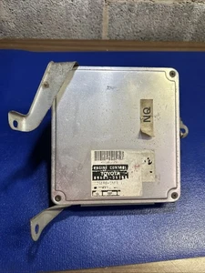1988 Toyota Pickup 4runner 22RE ECU ECM 89661-35130 - Picture 1 of 3