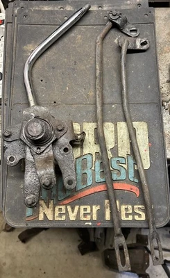 1965-1968 Ford Mustang 289 302 OEM 3 Speed Transmission Shifter w/Handle w/Rods - Image 1 of 4