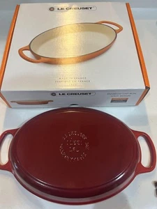 Le Creuset Oval Signature Baker Red 28cm Cookware - Picture 1 of 6