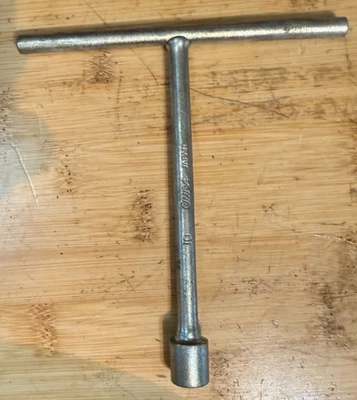 OURA T-HANDLE METRIC SOCKET 10MM (3/8") JAPAN - Image 1 of 4