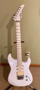 Vintage White Vester Stage Series Electric Guitar w/gig bag--Plays like butter! - Picture 1 of 13