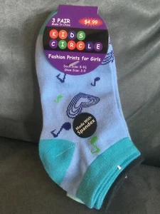 KIDS CIRCLE 3 PAIR FASHION GIRLS SOCKS 8-9 1/2 SHOE SIZE 3-9 BLUE/PINK/GREEN - Picture 1 of 3
