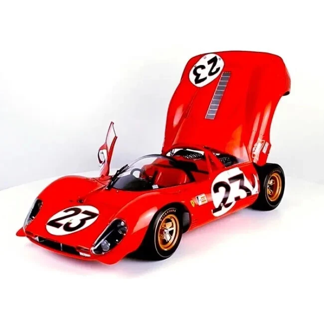 COSTRUISCI modello 1:8 FERRARI 330 P4 Centauria issue n° 101. 102. 103. 104. 105 - Immagine 1 di 3