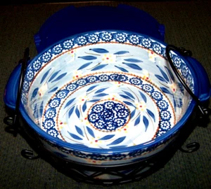 Nice Very Gently Used Temptations Blue Old World Casserole/Lid/Wire Carrier - Picture 1 of 2