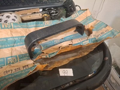 NOS 1977-1979 OLDSMOBILE DELTA 88 NINETY EIGHT L.H REAR BUMPER GUARD OEM 556249 - Image 1 of 4