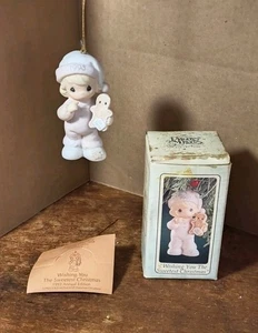 PRECIOUS MOMENTS WISHING YOU THE SWEETEST CHRISTMASTIME 530212  ORN. 1993 P39 - Picture 1 of 1