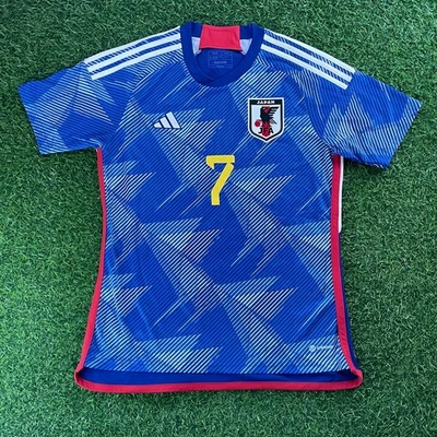 Kit Camiseta Oficial Kaoru Mitoma Japón 2022 - JPN XL / US L - Brighton Foto 1 de 4