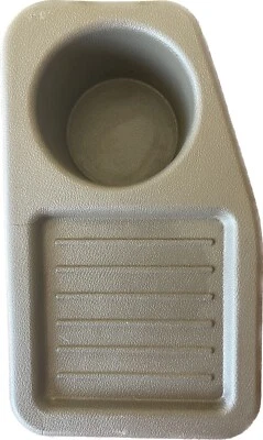 MITSUBISHI MONTERO 1996 PASAJERO TRASERO DERECHO PORTAVASOS ENVOLVENTE PORTAVASOS Foto 1 de 4