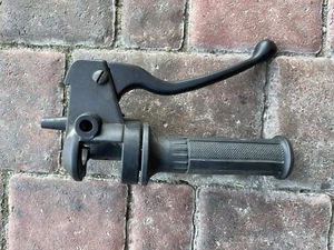 Comando Gas + Palanca Freno Delantero Derecho Domino Scooter - Imagen 1 de 11