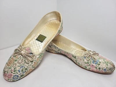 Vintage 1950s 1960s Daniel Green Comfy Floral Slippers Boudoir Size 6  - Image 1 of 4
