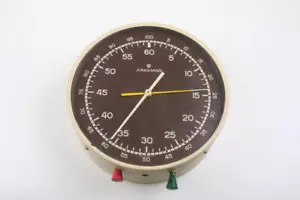 Orologio da laboratorio analogico Junghans - Foto 1 di 3