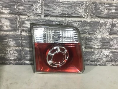 Luz trasera GMC Acadia 2007-2012 puerta levadiza/interior izquierda (lado del conductor) completa Foto 1 de 4