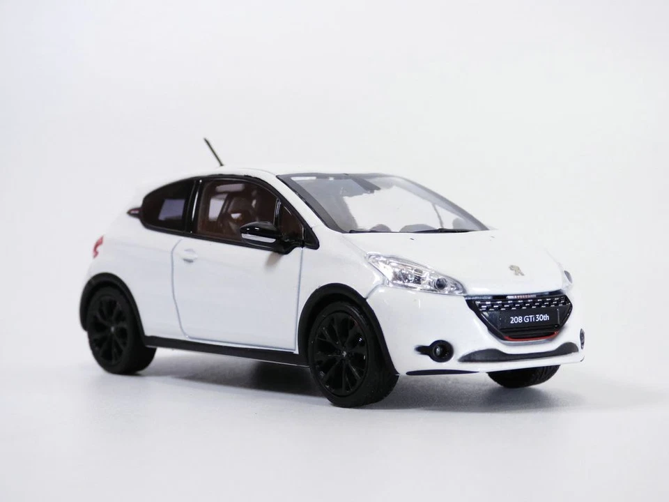 2014 Peugeot 208 GTi 30th Anniversary Pearl White 1/43 Norev 472828