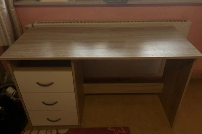 Schreibtisch  - Bild 1 von 3