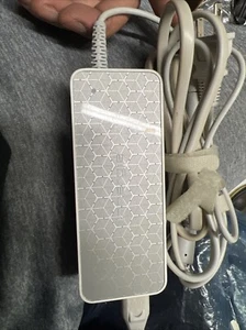 Innergie AC/DC Universal Laptop Adapter 19V-4.74A Model ADP-90RD - Picture 1 of 2