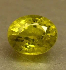 Natürlich Peridot Edelstein 4.40 Karat Ovaler Schliff Zertifiziert Lose Für Ring - Bild 1 von 5