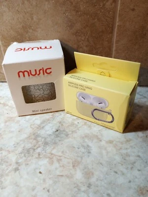 Музыкальный мини-динамик/Airpod ручной силиконовый чехол. Оба новые в коробке - Изображение 1 из 4