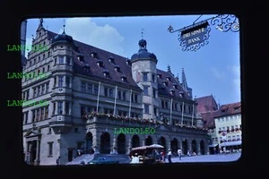 Dia Rothenburg Rathaus Marktplatz 1977 Straßenszene - Picture 1 of 1