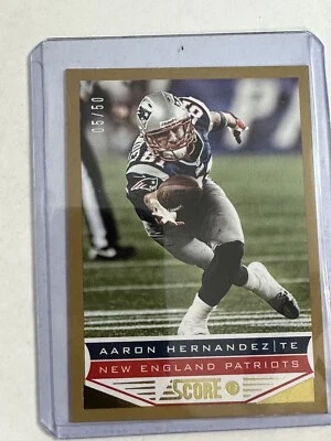 Aaron Hernandez 2013 Score GOLD #05/50 New England Patriots - Image 1 of 2