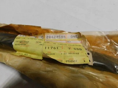 Retenedor de molduras Pontiac 6000 1984-91 20424508 Foto 1 de 3