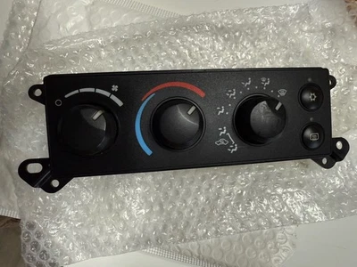 Dodge Ram 1500 2500 2006-2007-2008 control de calefacción P55056755AB fabricante original Foto 1 de 4