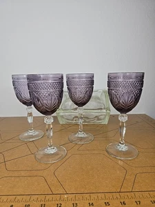 Cristal D'Arques Durand Ametista Acqua Vino Calice Viola Set di 4 Bicchieri Usato in Ottime Condizioni - Foto 1 di 10