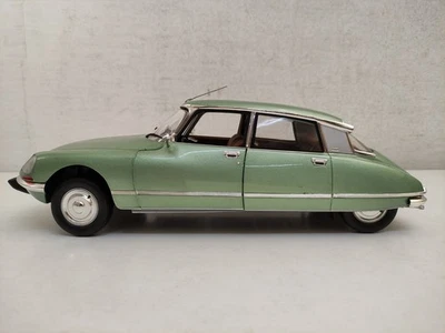 Norev Citroen DS 23 Pallas Verde Metallizzato Scala 1/18-H23 - Immagine 1 di 4