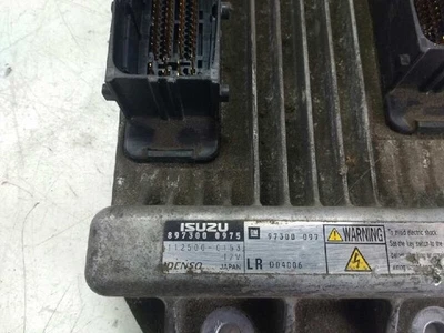 97300097 centralina motore OPEL CORSA C COSMO 2003 771324 - Immagine 1 di 4