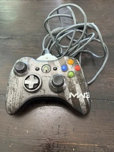 XBOX 360 CONTROLLER ME3 LIMITED EDITION &CABLE - Picture 1 of 1
