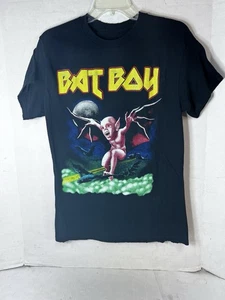 NEU Batboy Weekly News T-Shirt Horrorfilm Halloween gefolterte T-Shirts gruselig Co M - Bild 1 von 5