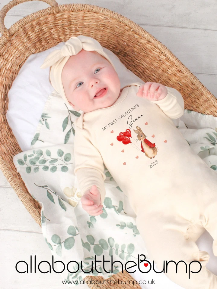 Personalisierter Strampler/Weste First Valentines rot Kaninchen