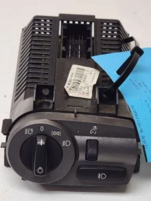 2004 宝马 Z4 头灯开关 6923454 — 第 1/4 张图片