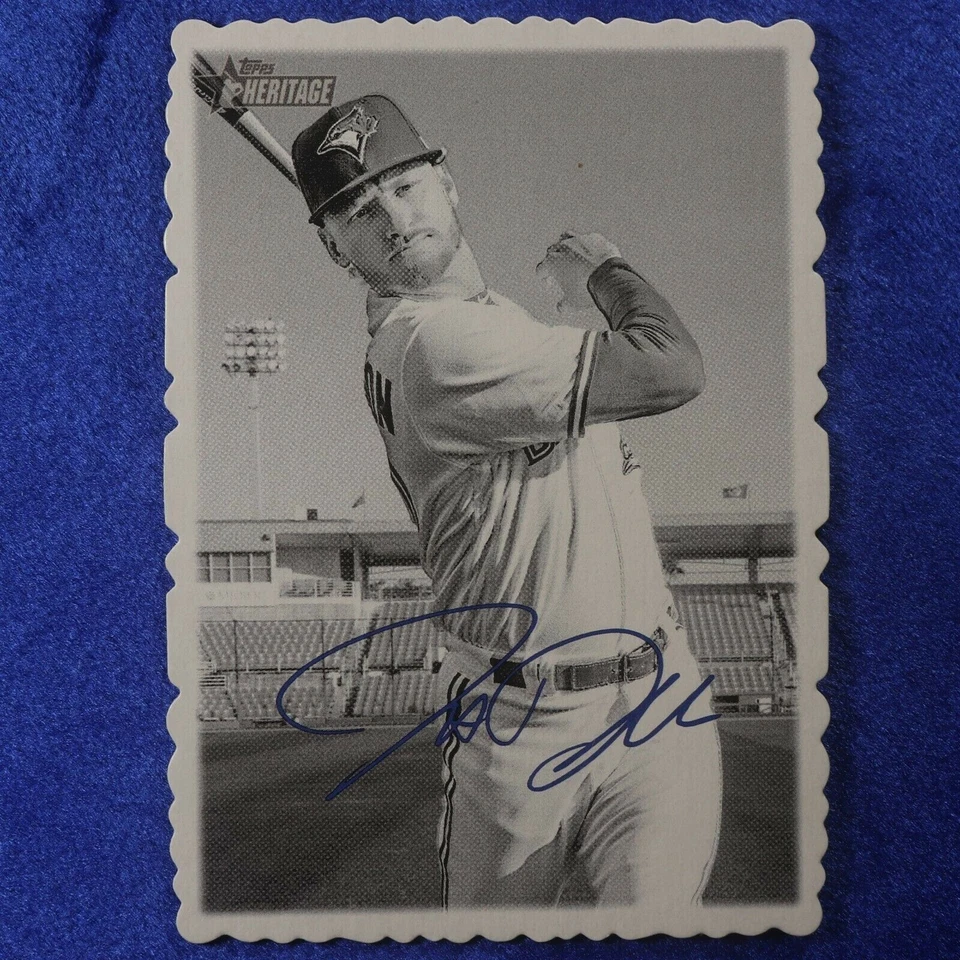 2018 Topps Heritage #7: Josh Donaldson [Deckle Edge] (INS-84) - Image 1 of 1