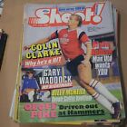 1987 Shoot Football Magazine June 27th - Great Colour Everton Vs Man U centre 