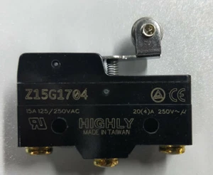 1PC NEW for HIGHLY Z15G1704 micro switch Limit switch - Afbeelding 1 van 3