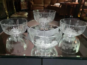 4 Shrimp Cocktail Bowl Glass vtg Etched Horse Fox Dog Imperial Hunt Cambridge? 2 - Picture 1 of 21