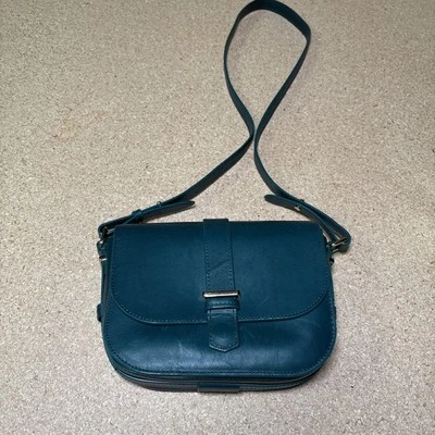 & Other Stories Green Leather Cross Body Bag Broken Rivet - Image 1 of 4