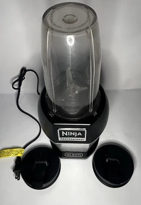 Licuadora profesional Nutri Ninja 900 vatios BL451-30 1 taza 2 tapas incluidas-PROBADA Foto 1 de 4