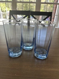 VINTAGE ANCHOR HOCKING REFLECTIONS TUMBLERS LIGHT BLUE GLASS Three Piece - Picture 1 of 6